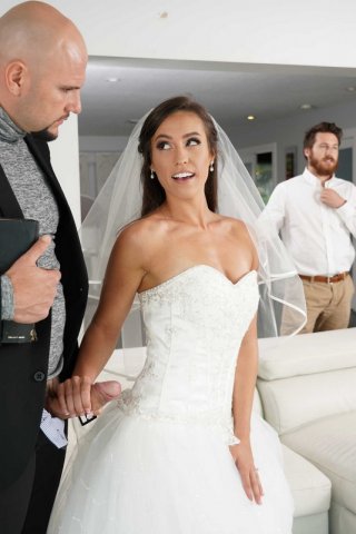Ненасытная невеста изменяет жениху перед свадьбой